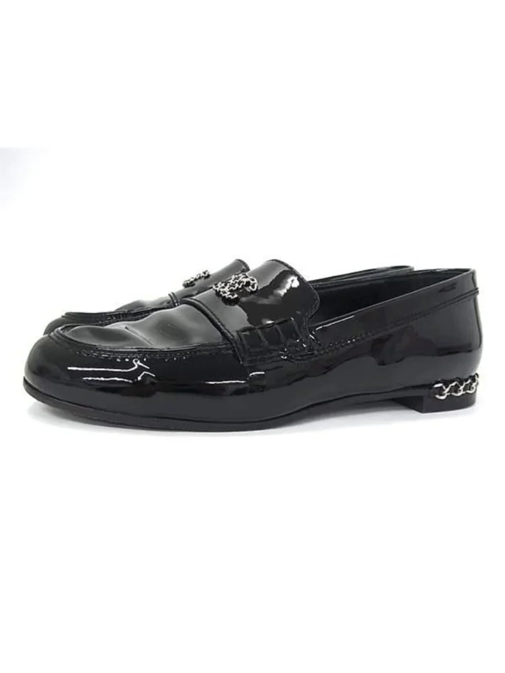 Chanel CC Logo Chain Patent Leather Loafers Shoes Black